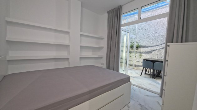 Resale - Apartments -
Guardamar del Segura