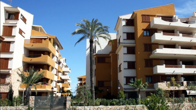 Reventa - Apartamentos -
Orihuela Costa - Punta Prima