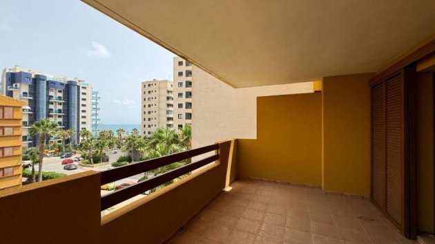 Reventa - Apartamentos -
Orihuela Costa - Punta Prima
