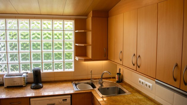 Revente - Villa -
Orihuela Costa - MUY CERCA DE LA PLAYA