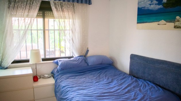 Revente - Villa -
Orihuela Costa - MUY CERCA DE LA PLAYA