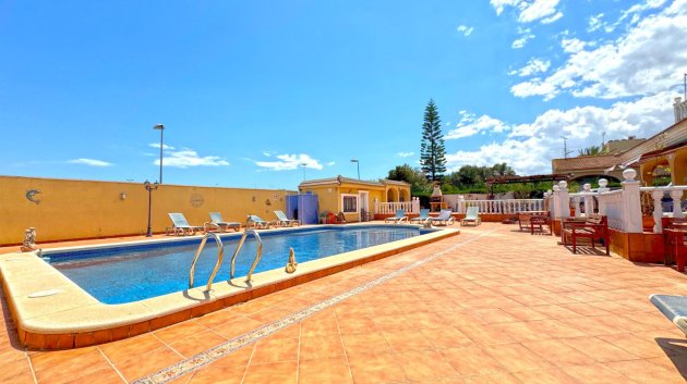 Reventa - Chalets -
Torrevieja - Los Balcones