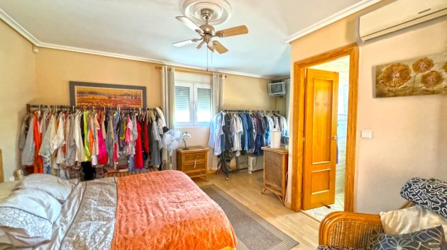 Reventa - Chalets -
Torrevieja - Los Balcones