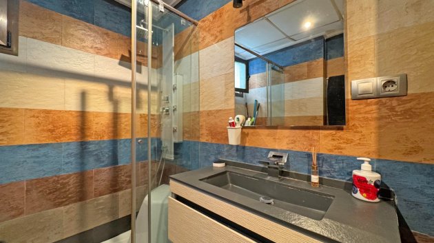 Reventa - Apartamentos -
Torrevieja - Playa del Cura