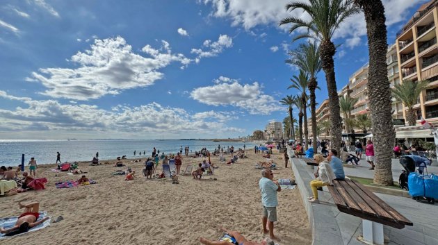 Reventa - Apartamentos -
Torrevieja - Playa del Cura