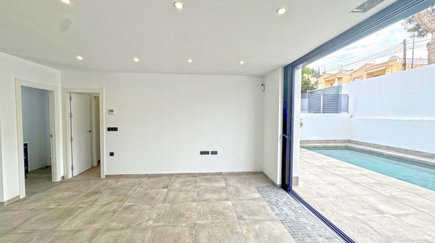 Reventa - Chalets -
Torrevieja - Los Balcones