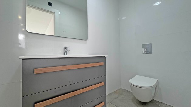 Reventa - Chalets -
Torrevieja - Los Balcones