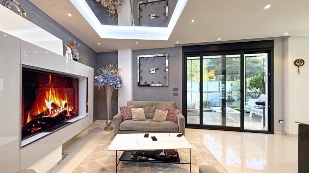 Reventa - Chalets -
Orihuela Costa - Villamartín