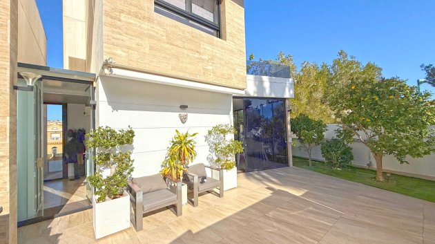 Reventa - Chalets -
Orihuela Costa - Villamartín