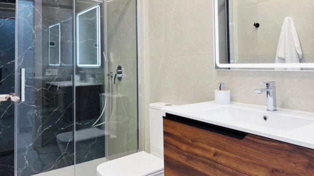 Reventa - Apartamentos -
Torrevieja - Playa del Cura