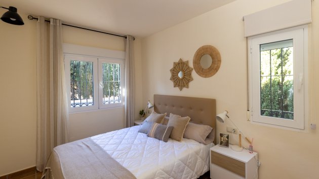 Obra nueva - Chalets -
Fuente Alamo