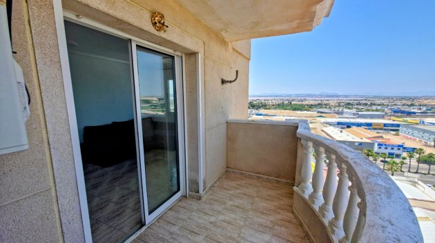 Reventa - Apartamentos -
Torrevieja - Los Altos