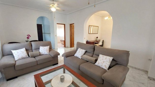 Reventa - Chalets -
Ciudad Quesada - Pueblo Bravo