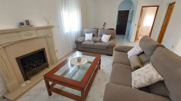 Reventa - Chalets -
Ciudad Quesada - Pueblo Bravo