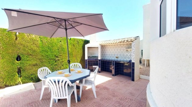 Reventa - Chalets -
Ciudad Quesada - Pueblo Bravo