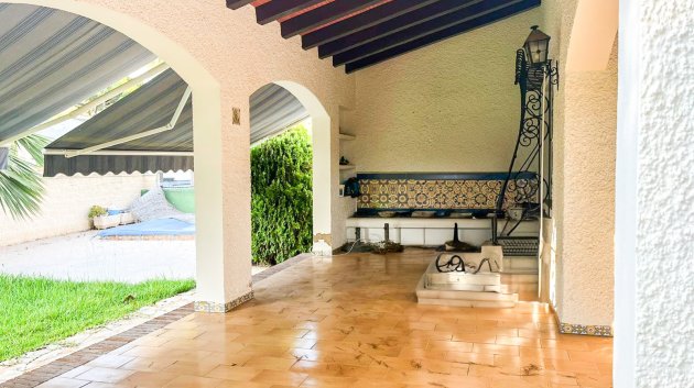 Resale - Villa -
Orihuela Costa - Punta Prima