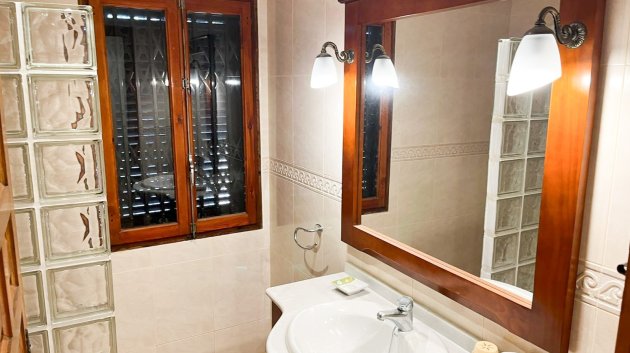 Resale - Villa -
Orihuela Costa - Punta Prima