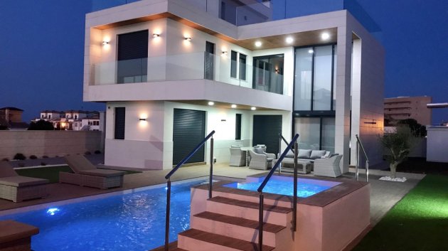 Nouvelle construction - Villa -
Dehesa de Campoamor