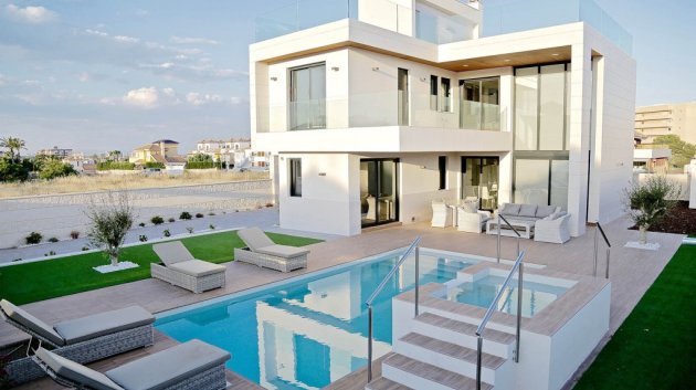 Nouvelle construction - Villa -
Dehesa de Campoamor