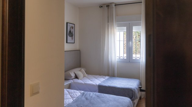 Obra nueva - Chalets -
Fuente Alamo
