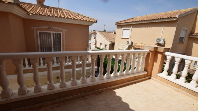 Reventa - Adosado -
Ciudad Quesada - La Fiesta