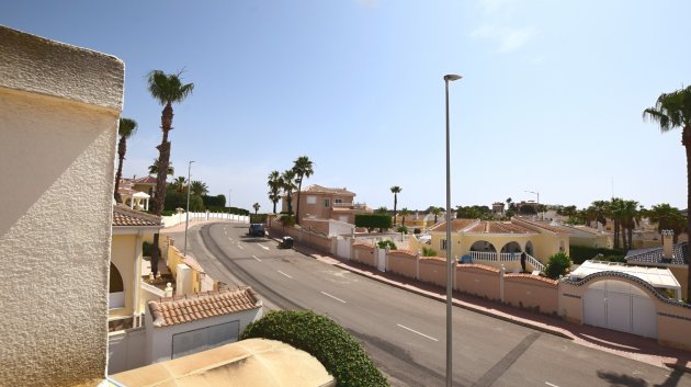 Reventa - Adosado -
Ciudad Quesada - La Fiesta