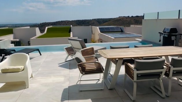 Resale - Villa -
Rojales