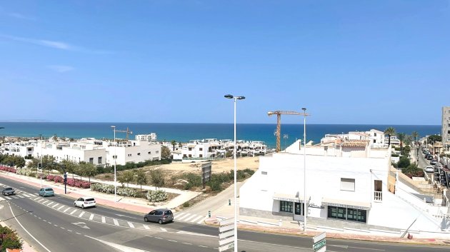 Reventa - Apartamentos -
Torrevieja - La Mata