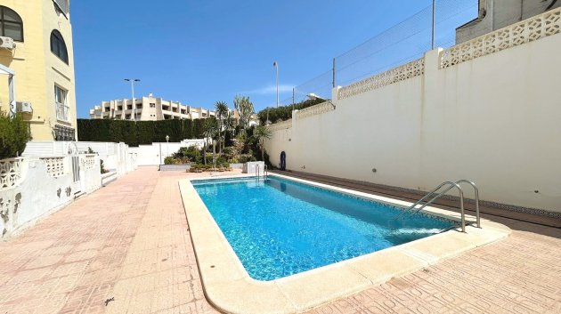 Reventa - Apartamentos -
Torrevieja - La Mata