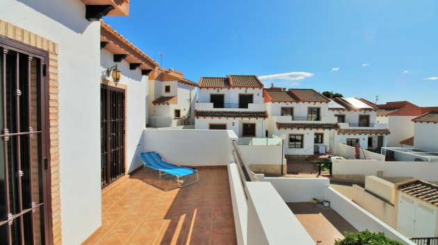 Reventa - Chalets -
Villamartín - PAU 8