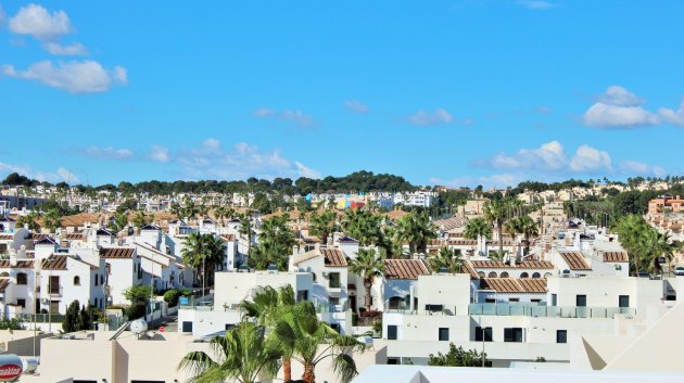 Reventa - Chalets -
Villamartín - PAU 8