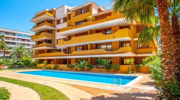 Resale - Apartments -
Punta Prima