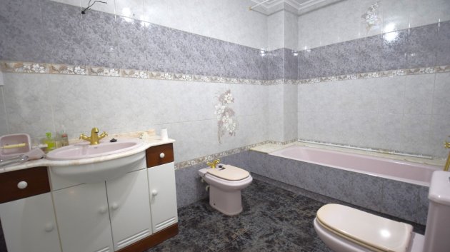 Revente - Appartements -
Guardamar del Segura - Pueblo