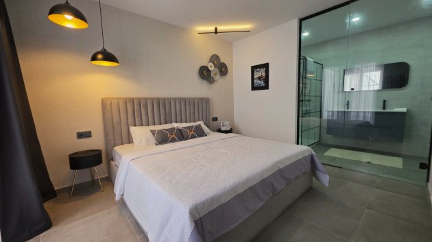 Revente - Appartements -
Torrevieja - Puerto