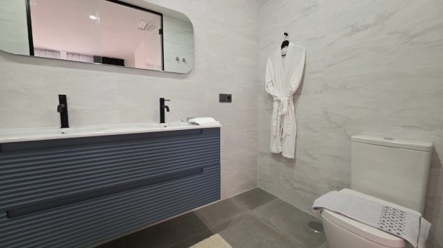 Revente - Appartements -
Torrevieja - Puerto