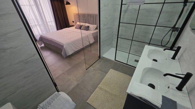 Revente - Appartements -
Torrevieja - Puerto