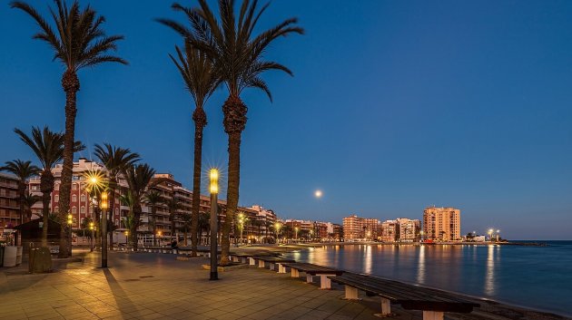 Revente - Appartements -
Torrevieja - Puerto