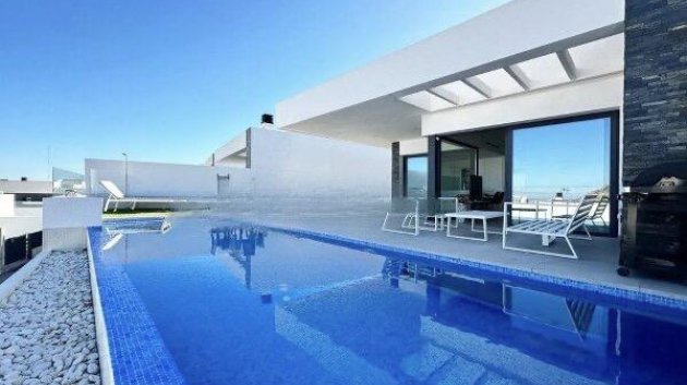 Reventa - Chalets -
Ciudad Quesada - Altos del golf i