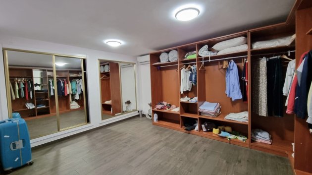 Resale - Villa -
Torrevieja - La Mata