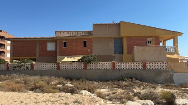 Reventa - Chalets -
Guardamar del Segura