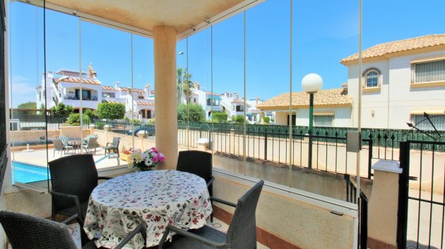 Reventa - Apartamentos -
Villamartín - PAU 8