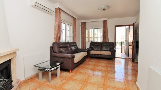 Reventa - Apartamentos -
Villamartín - PAU 8