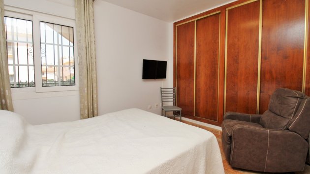 Reventa - Apartamentos -
Villamartín - PAU 8