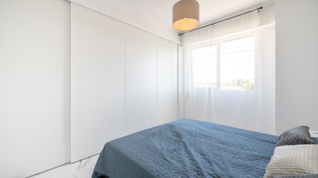 Reventa - Apartamentos -
Orihuela Costa - Punta Prima