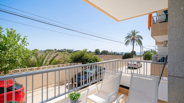 Reventa - Apartamentos -
Orihuela Costa - Punta Prima
