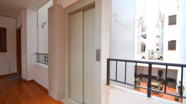 Resale - Apartments -
Orihuela Costa - Villamartín