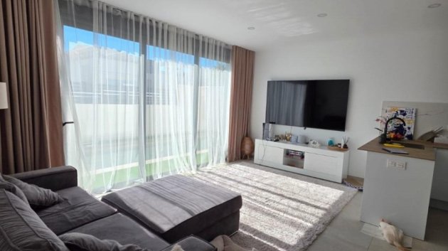 Resale - Villa -
Benijofar