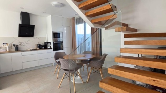 Resale - Villa -
Benijofar