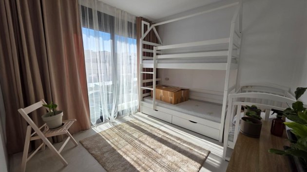 Resale - Villa -
Benijofar