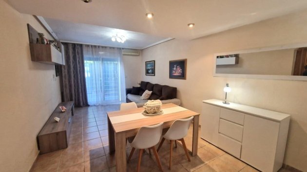 Reventa - Adosado -
Torrevieja - Aguas Nuevas